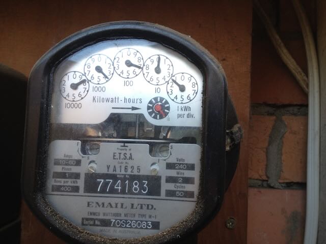 How Your Smart Meter Helps Your Solar Panels Communicate With the